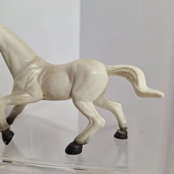 Popak New Ray Hollow White Horse With Black Socks Feet 5 In X 3.5 In Pony - Picture 9 of 9